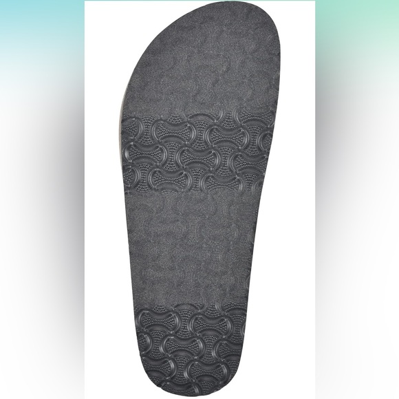 BNIB White Mountain Women’s Bundle Up Mule size 7 - Picture 4 of 6